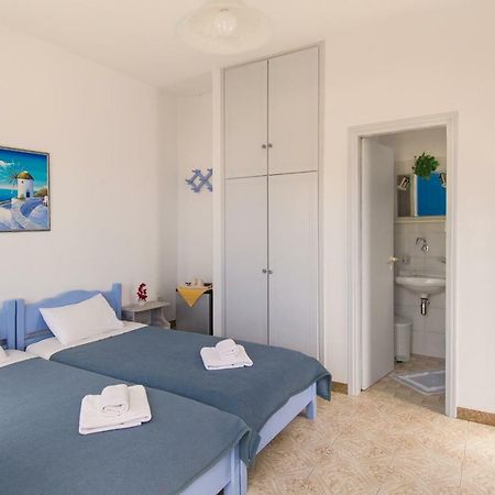 Evgenia Rooms And Apartments Folégandros Екстериор снимка