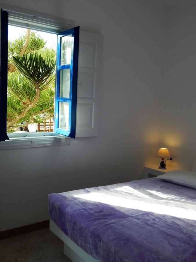Evgenia Rooms And Apartments Folégandros Екстериор снимка